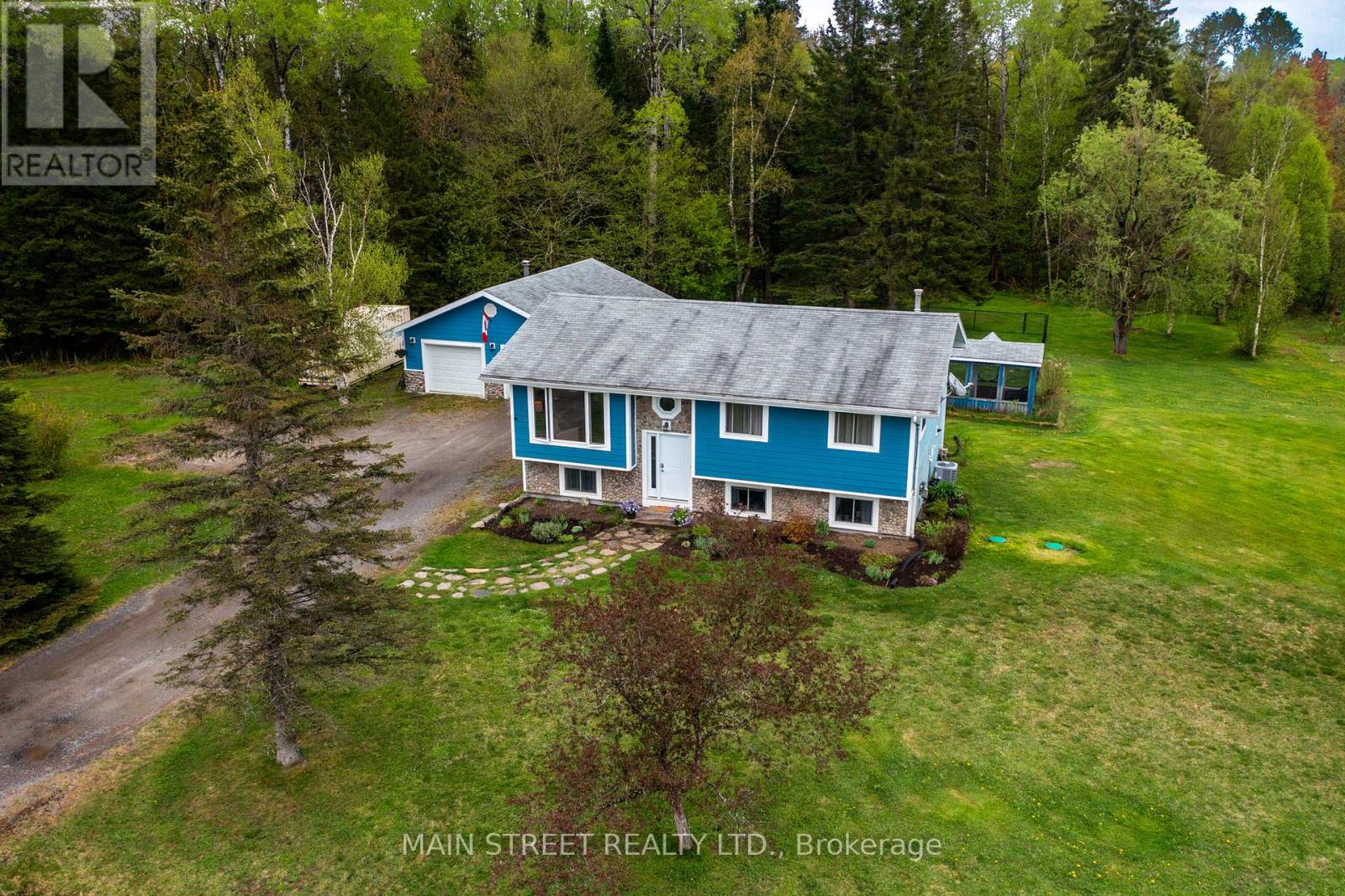 Property at 155 SILVERDALE DRIVE image 5