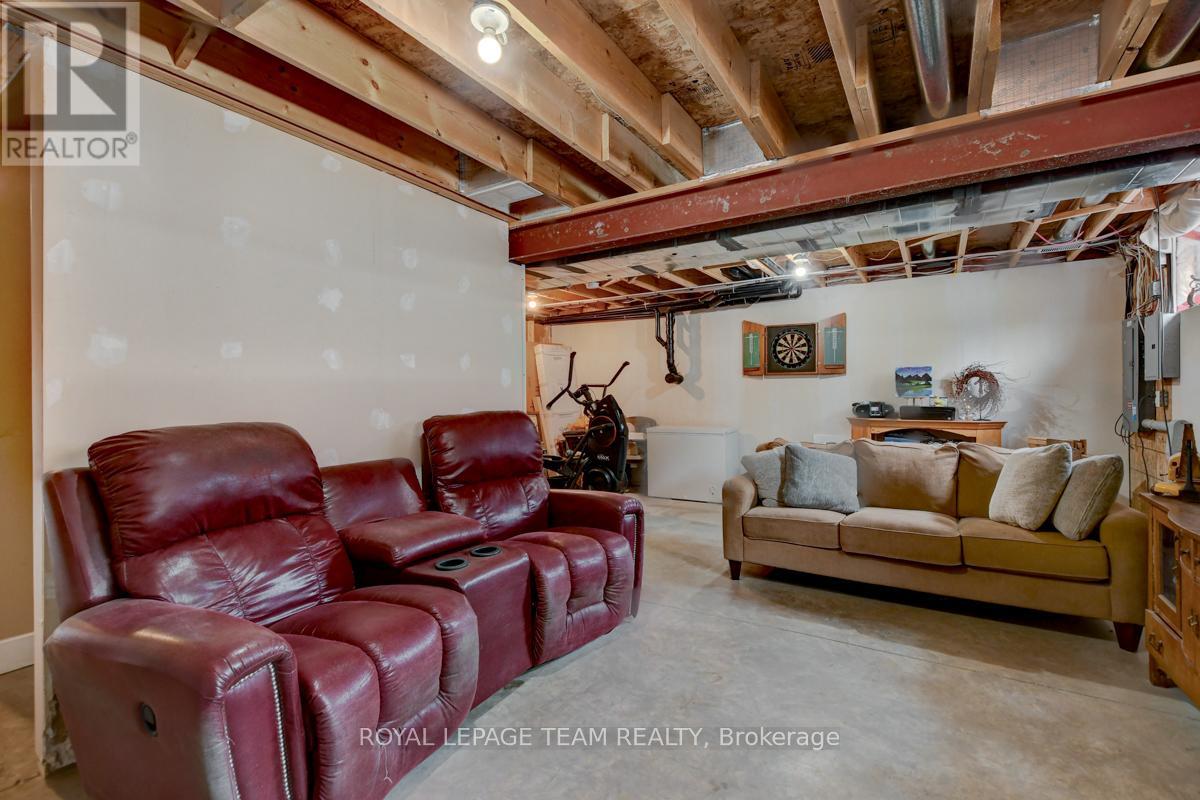 831 Bolton Road, North Grenville, Ontario  K0G 1N0 - Photo 27 - X12090638