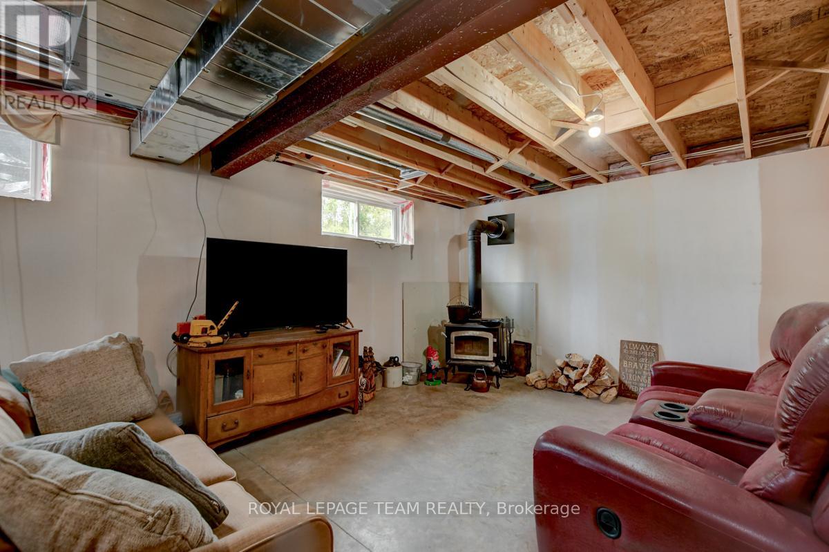 831 Bolton Road, North Grenville, Ontario  K0G 1N0 - Photo 28 - X12090638
