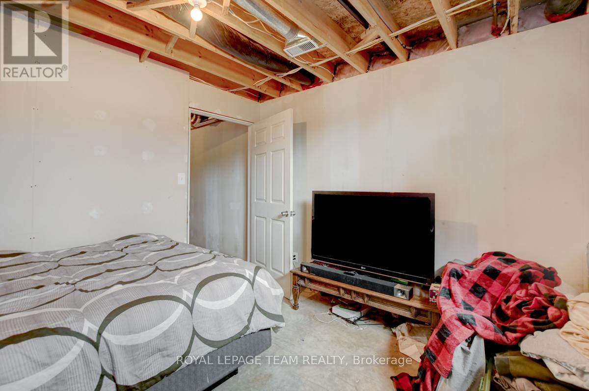 831 Bolton Road, North Grenville, Ontario  K0G 1N0 - Photo 34 - X12090638
