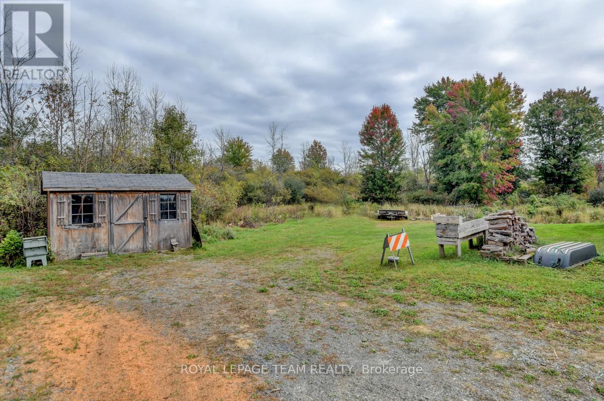 831 Bolton Road, North Grenville, Ontario  K0G 1N0 - Photo 39 - X12090638