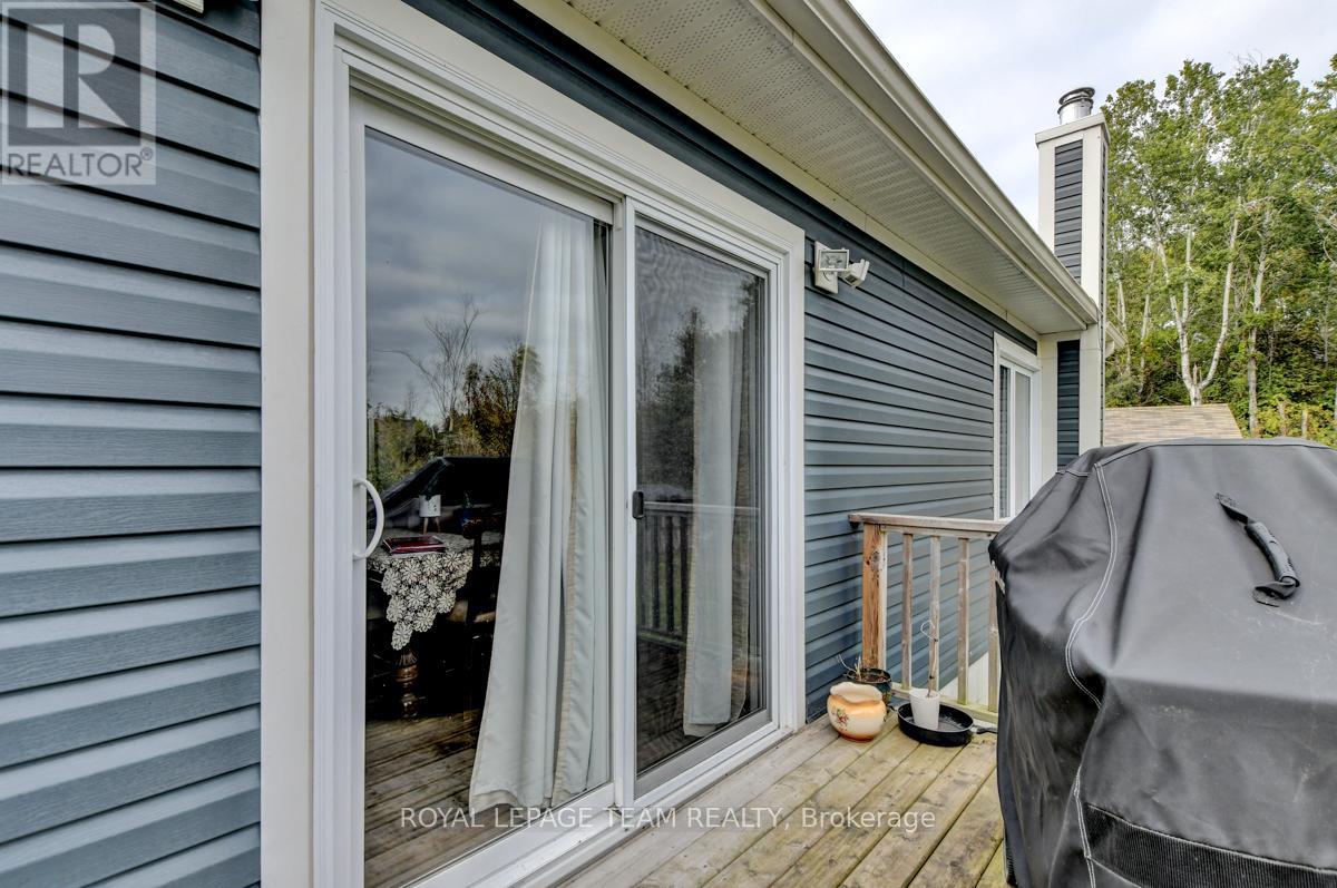 831 Bolton Road, North Grenville, Ontario  K0G 1N0 - Photo 38 - X12090638
