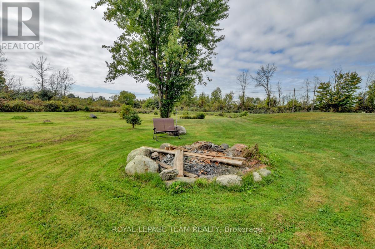 831 Bolton Road, North Grenville, Ontario  K0G 1N0 - Photo 45 - X12090638