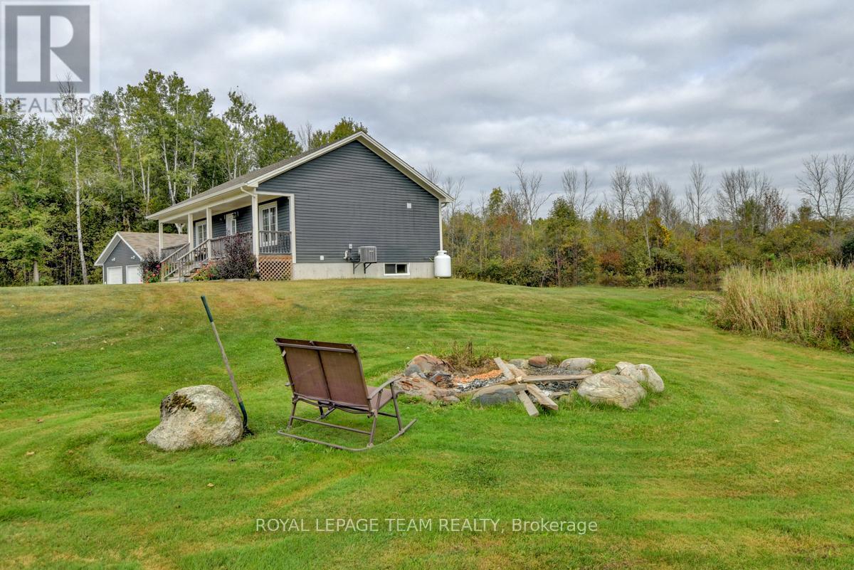 831 Bolton Road, North Grenville, Ontario  K0G 1N0 - Photo 46 - X12090638