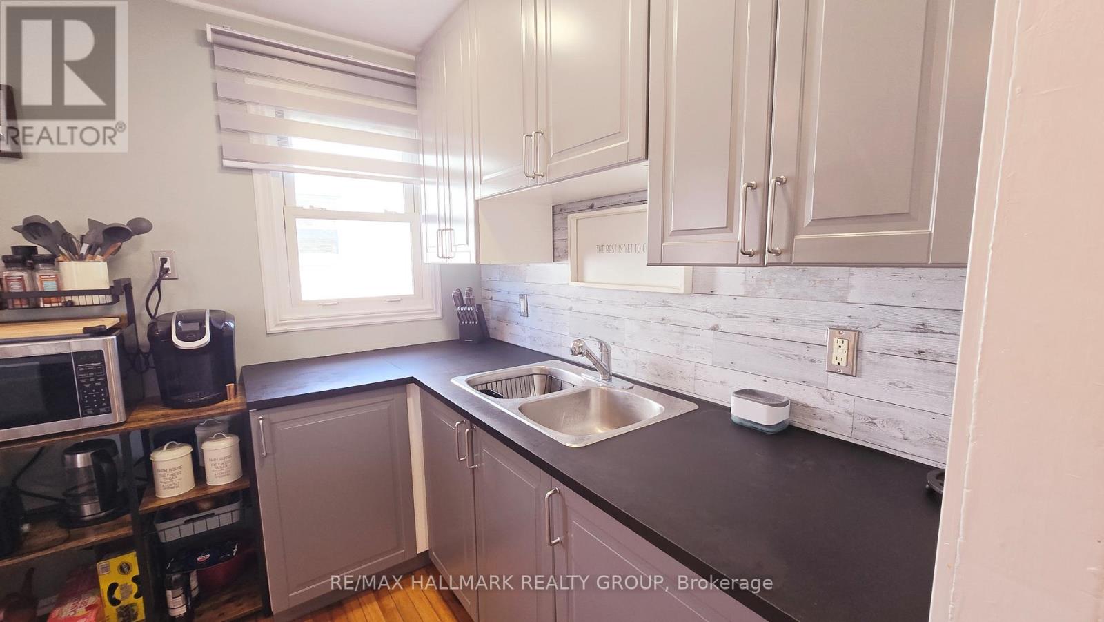 231 William Avenue, Renfrew, Ontario  K7V 2Z4 - Photo 14 - X12105642