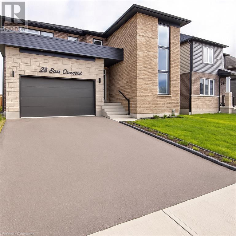 Property at 28 SASS Crescent image 2
