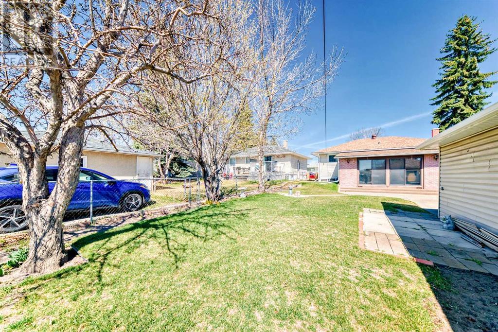 2433 25 Avenue Nw, Calgary, Alberta  T2M 2C6 - Photo 41 - A2213734
