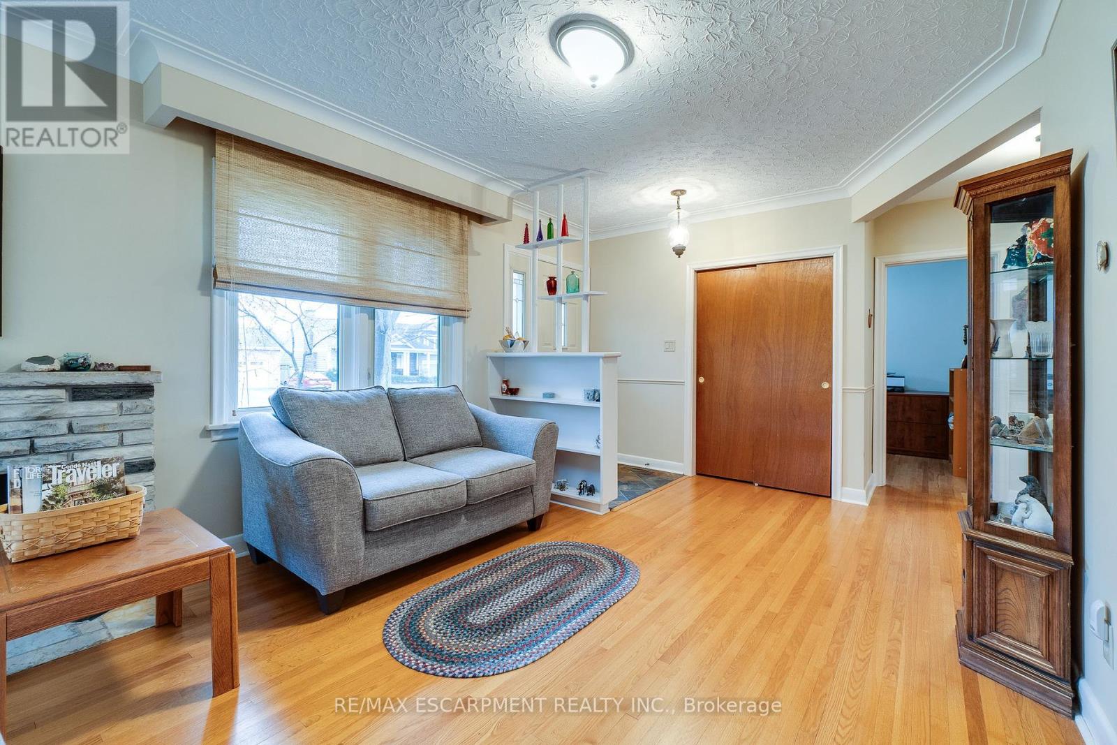 1435 Alfred Crescent, Burlington, Ontario  L7S 1K8 - Photo 15 - W12042521
