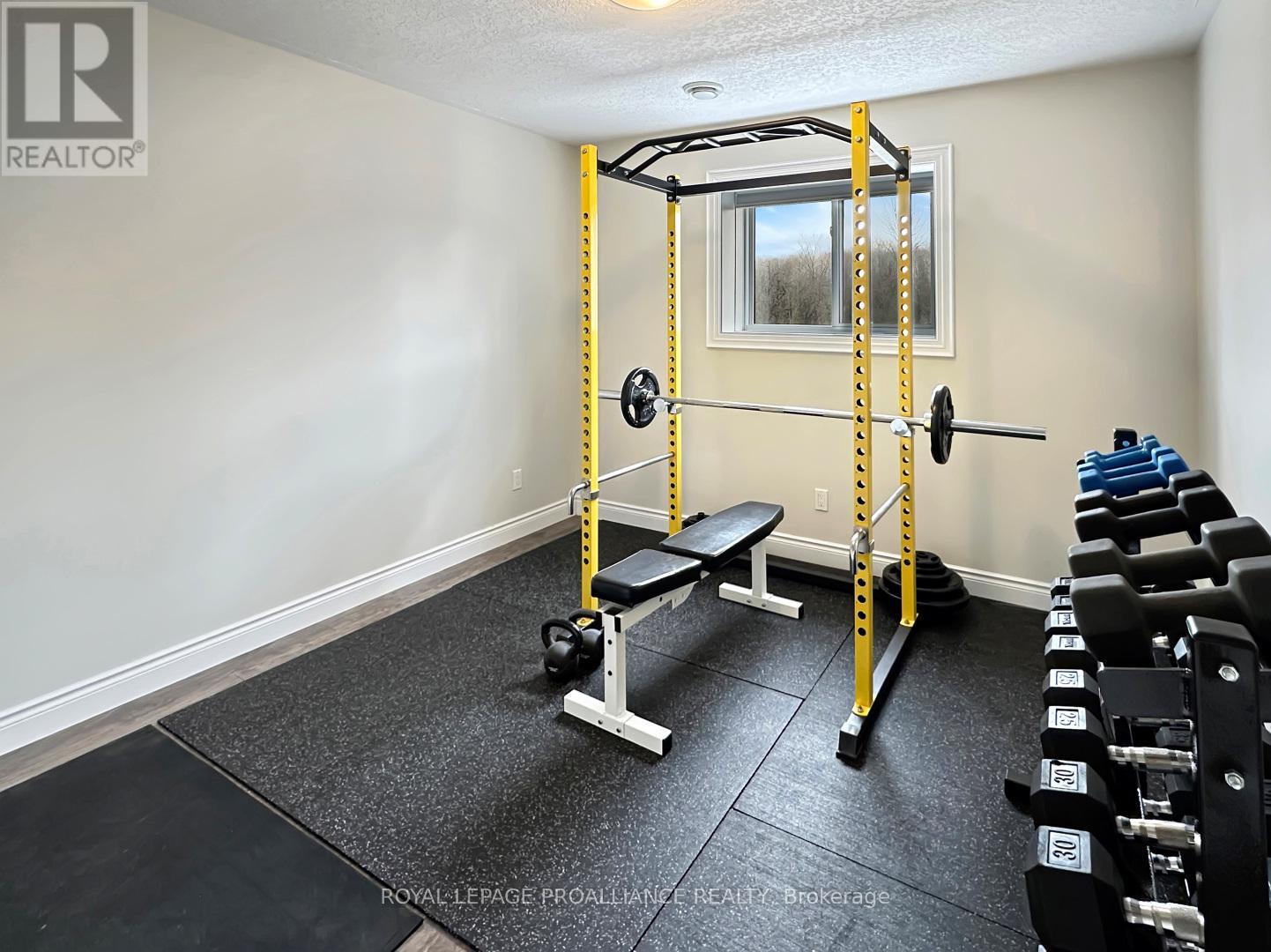 92 Morgan Road, Belleville, Ontario  K0K 3E0 - Photo 38 - X12035111