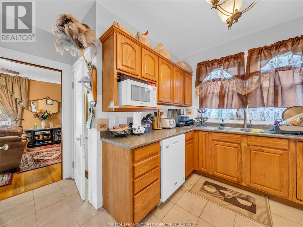 1407 Hall, Windsor, Ontario  N8X 4R5 - Photo 16 - 25012544