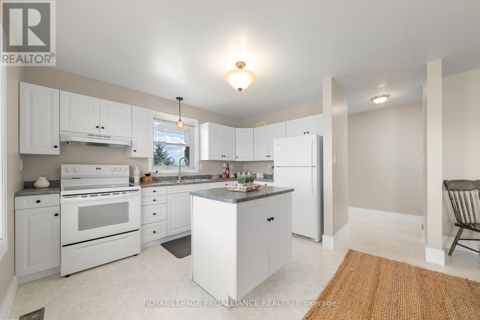 1687 Marysville Road, Tyendinaga, Ontario  K0K 2N0 - Photo 13 - X12159936