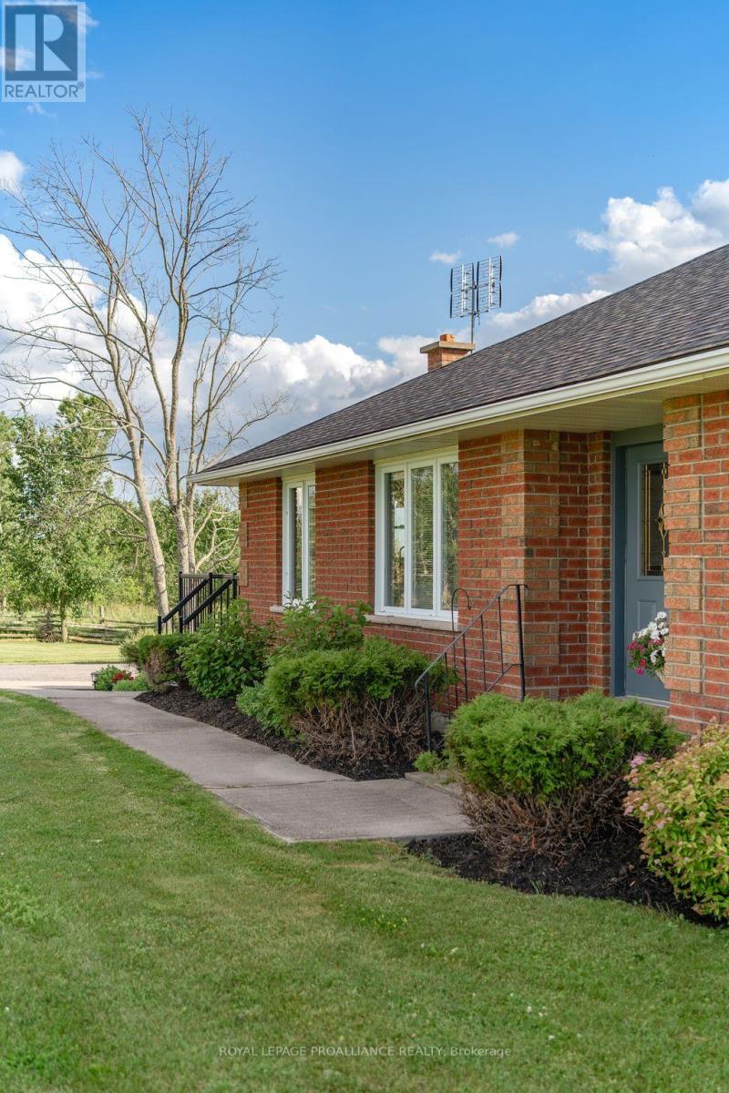 1687 Marysville Road, Tyendinaga, Ontario K0K 2N0 - Photo 4 - X12159936