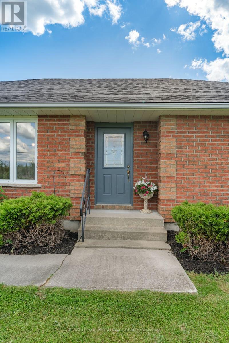 1687 Marysville Road, Tyendinaga, Ontario K0K 2N0 - Photo 5 - X12159936