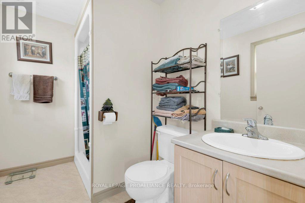 108575 Highway 7 Highway, Tweed, Ontario K0K 3J0 - Photo 37 - X12160076