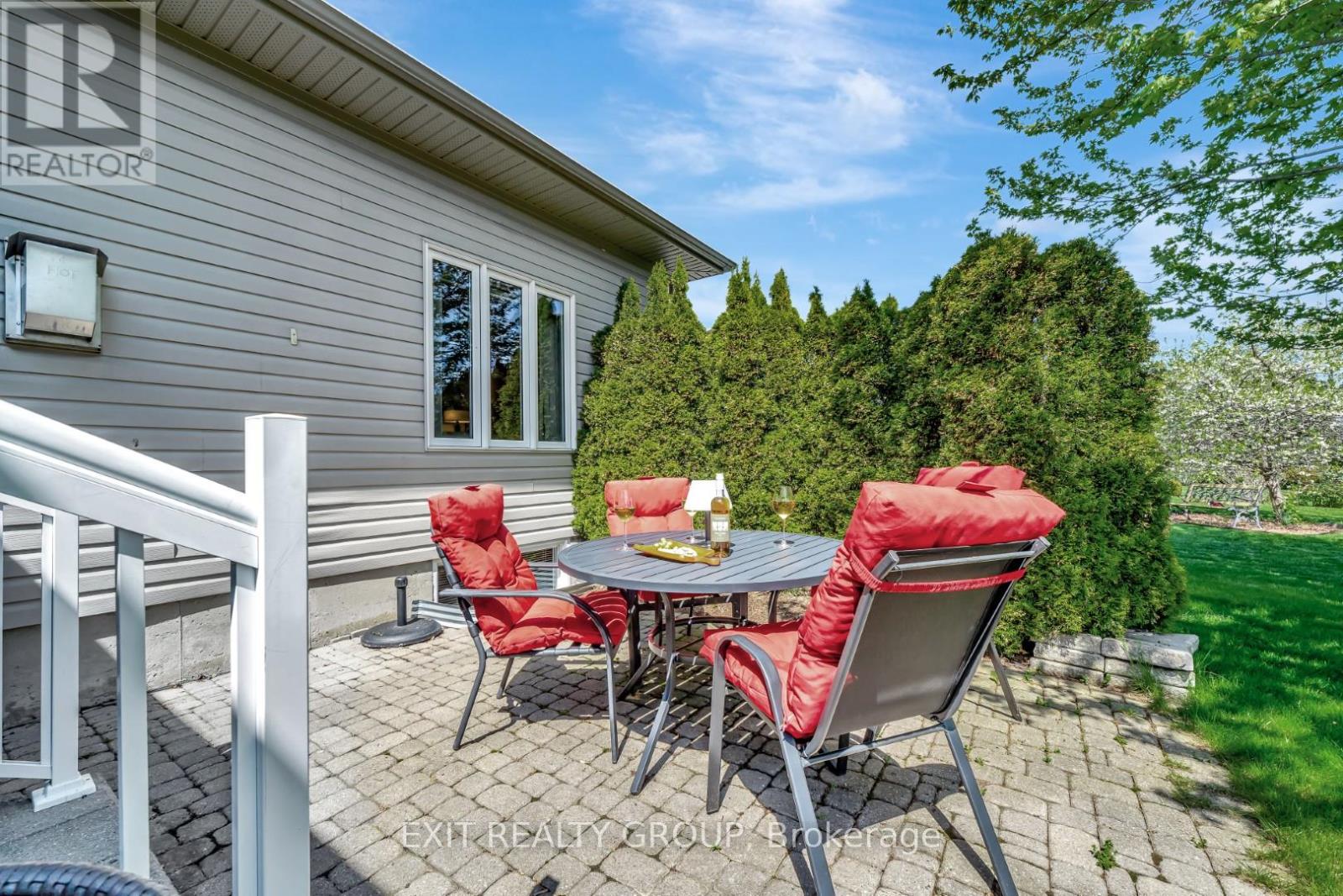 12 Aletha Drive, Prince Edward County, Ontario  K0K 3L0 - Photo 42 - X12160367
