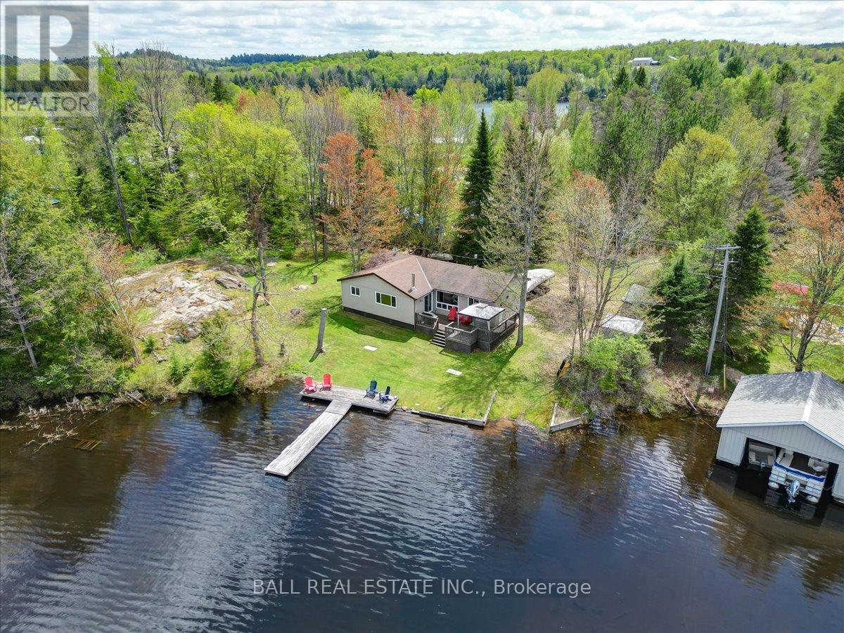 159 Granny's Lane, Addington Highlands, Ontario  K0L 1W0 - Photo 3 - X12160441