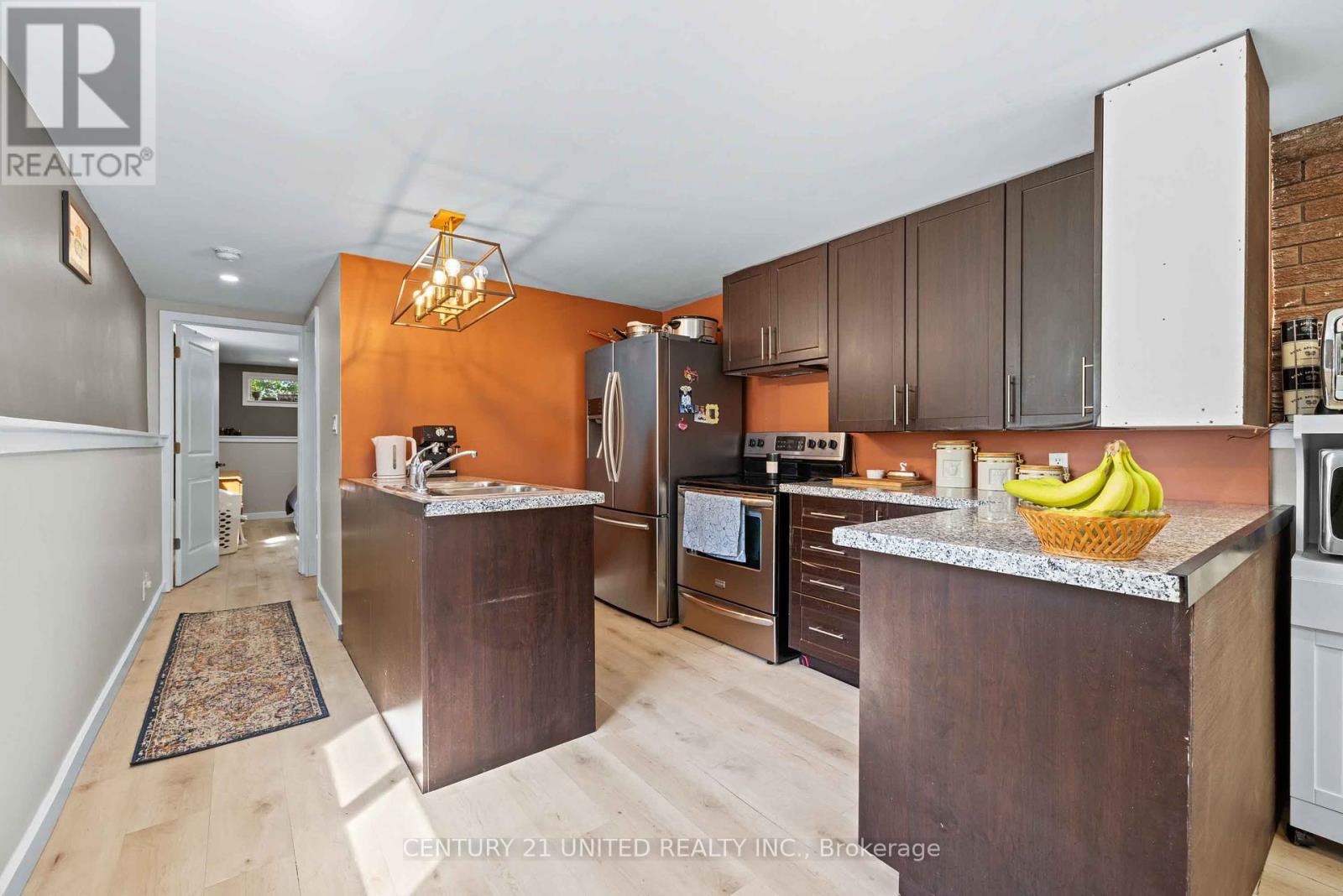 7 Hillside Drive, Kawartha Lakes, Ontario  K9V 1A4 - Photo 32 - X12160719