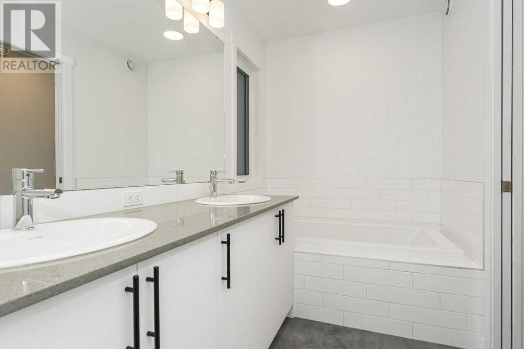 68 Creekstone Grove Sw, Calgary, Alberta  T2X 5W2 - Photo 30 - A2221582