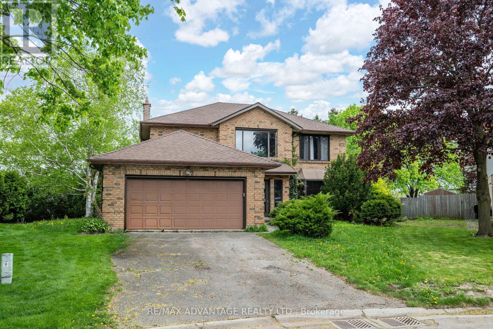 62 Parks Edge Close, London South, Ontario  N6K 3P8 - Photo 2 - X12159909