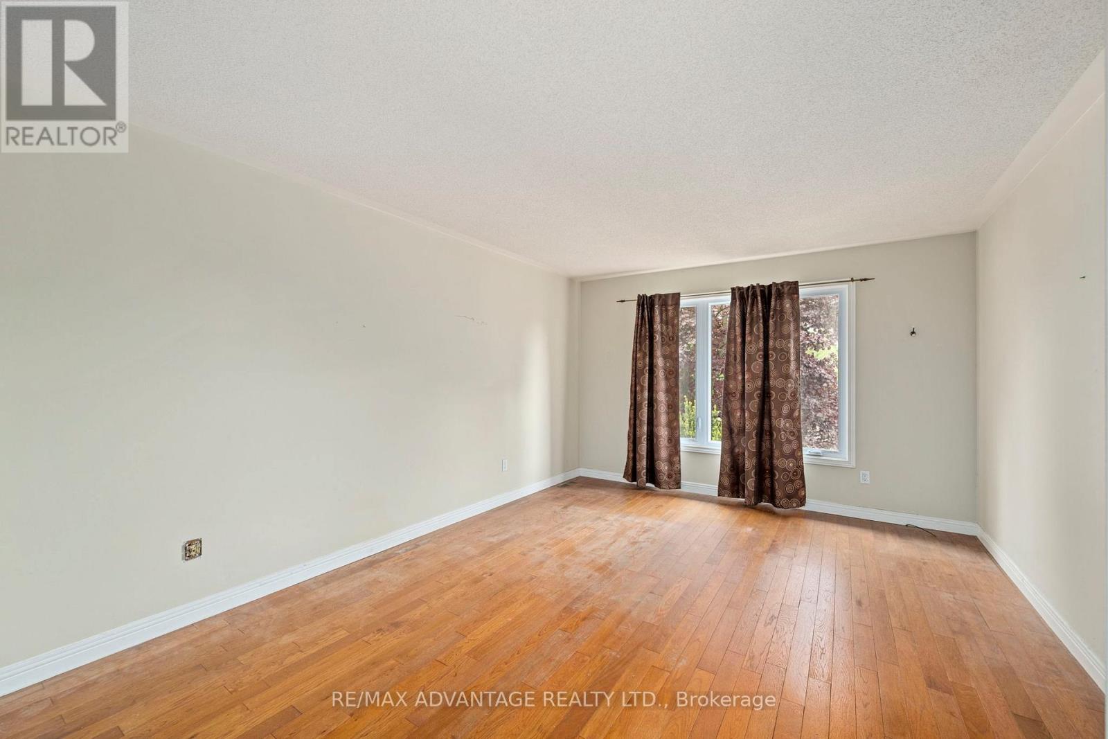 62 Parks Edge Close, London South, Ontario  N6K 3P8 - Photo 20 - X12159909