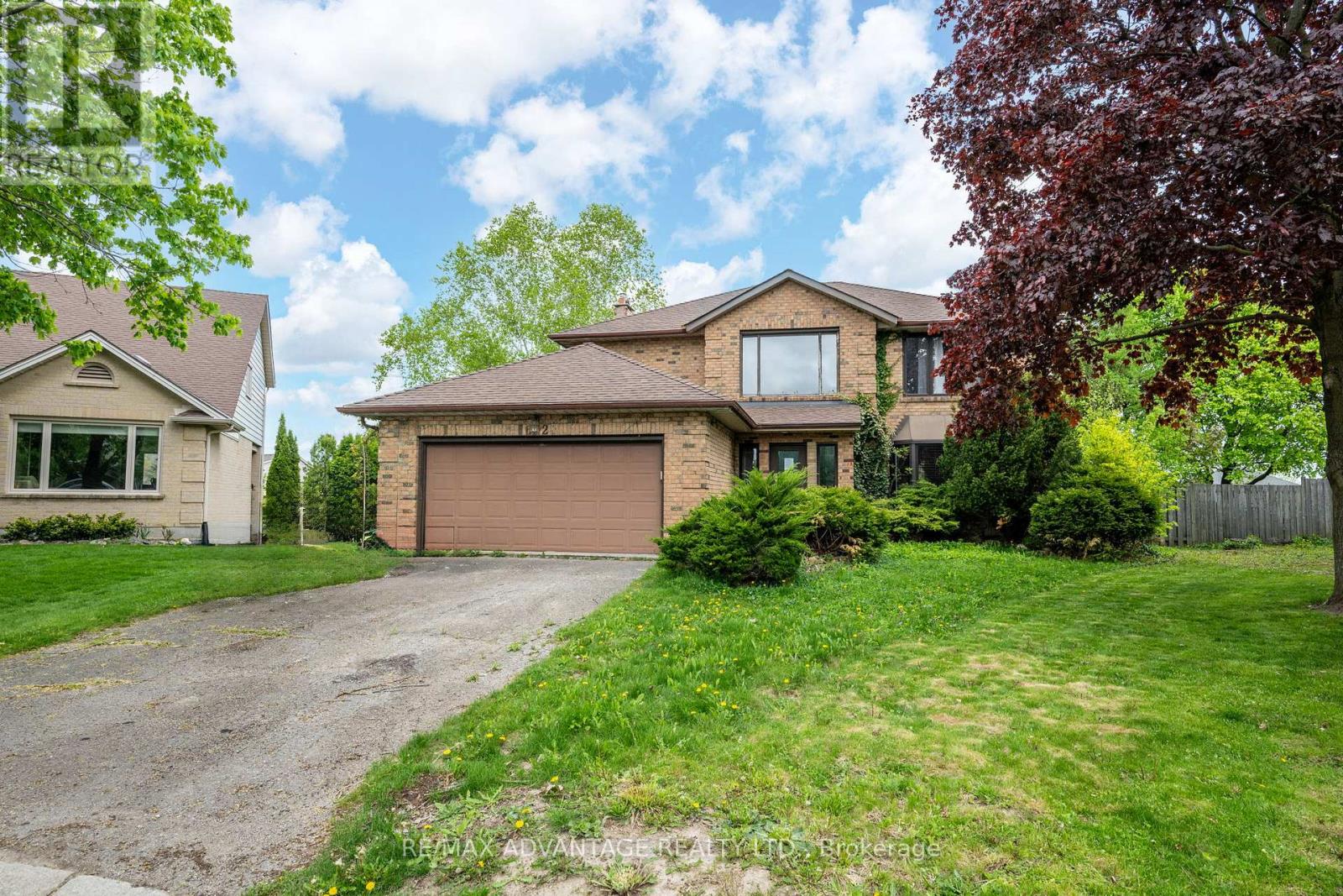 62 Parks Edge Close, London South, Ontario  N6K 3P8 - Photo 3 - X12159909