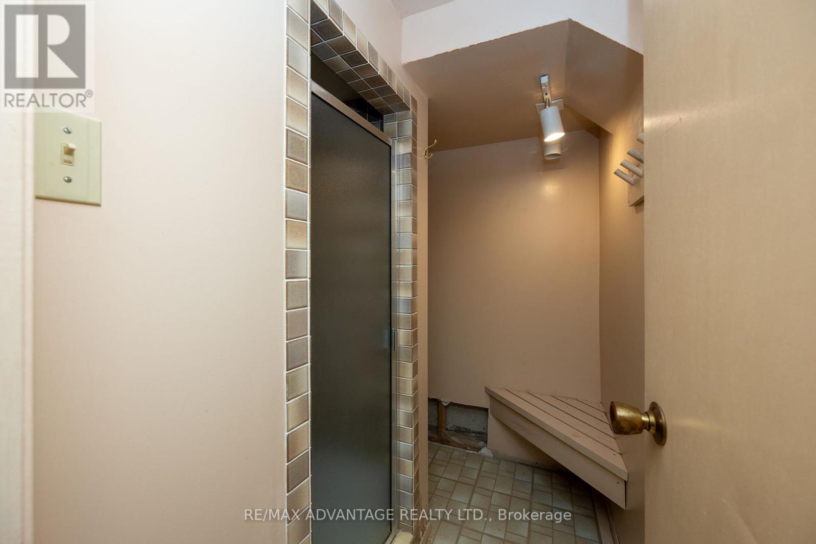 62 Parks Edge Close, London South, Ontario  N6K 3P8 - Photo 30 - X12159909