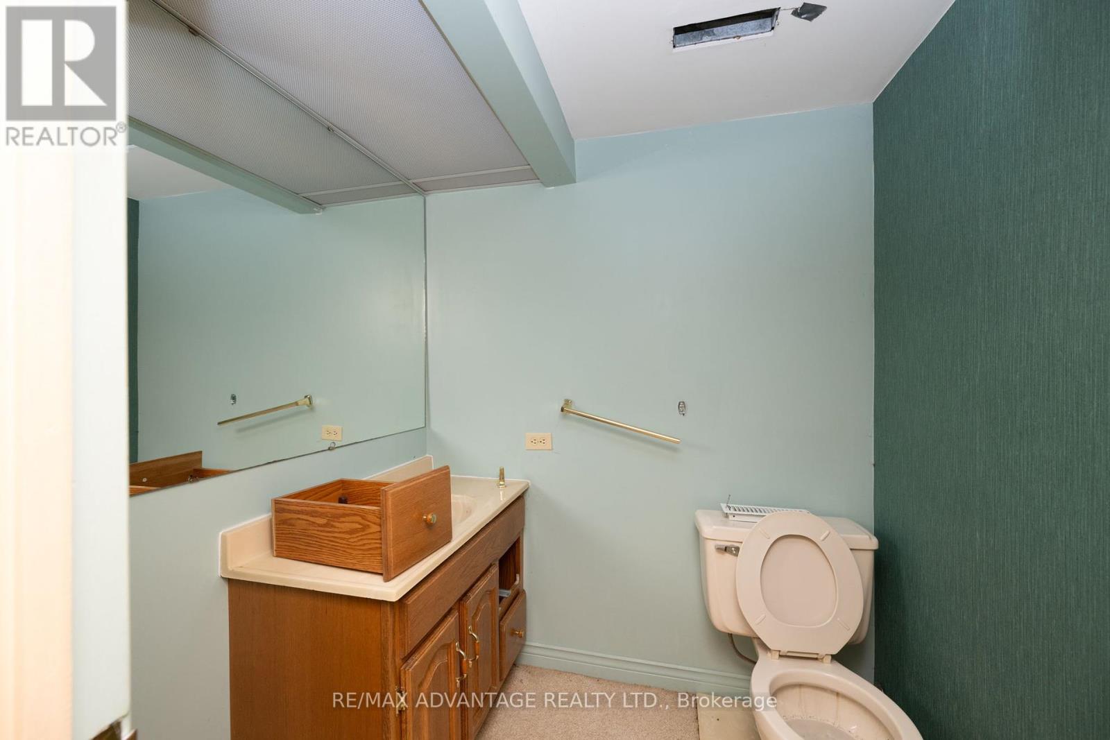 62 Parks Edge Close, London South, Ontario  N6K 3P8 - Photo 32 - X12159909