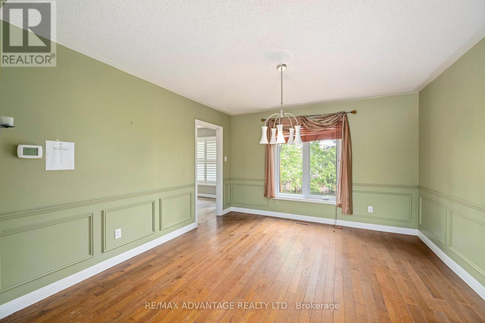 62 Parks Edge Close, London South, Ontario  N6K 3P8 - Photo 6 - X12159909