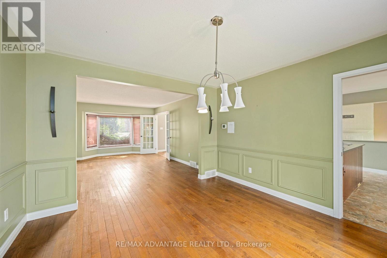 62 Parks Edge Close, London South, Ontario  N6K 3P8 - Photo 7 - X12159909