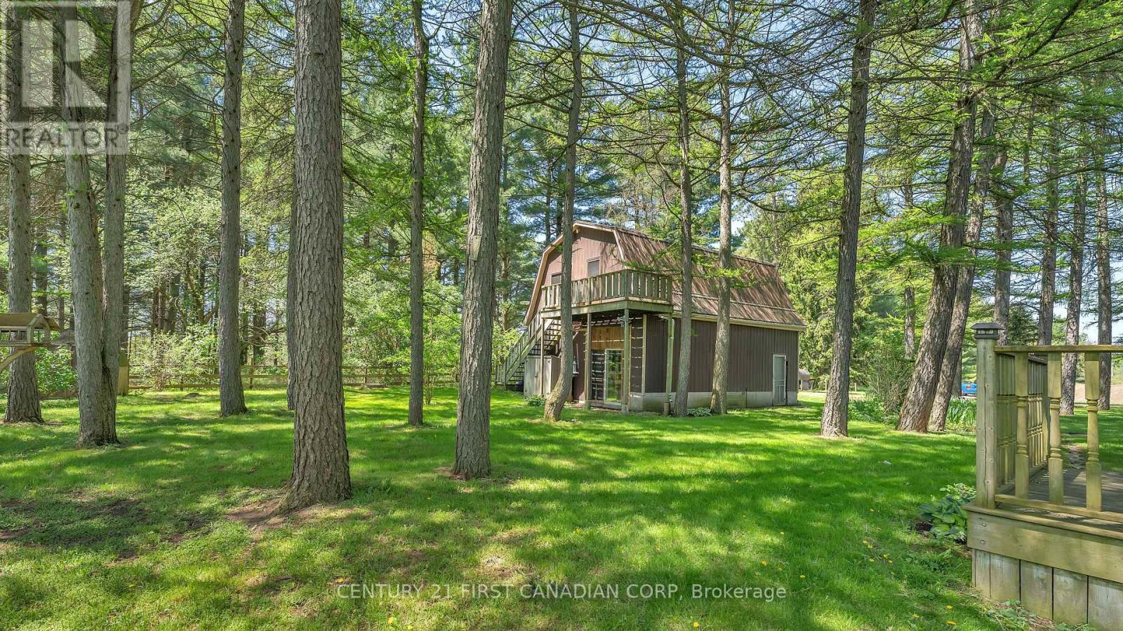 9197 Glengyle Drive, Strathroy Caradoc, Ontario  N7G 3H3 - Photo 28 - X12160019