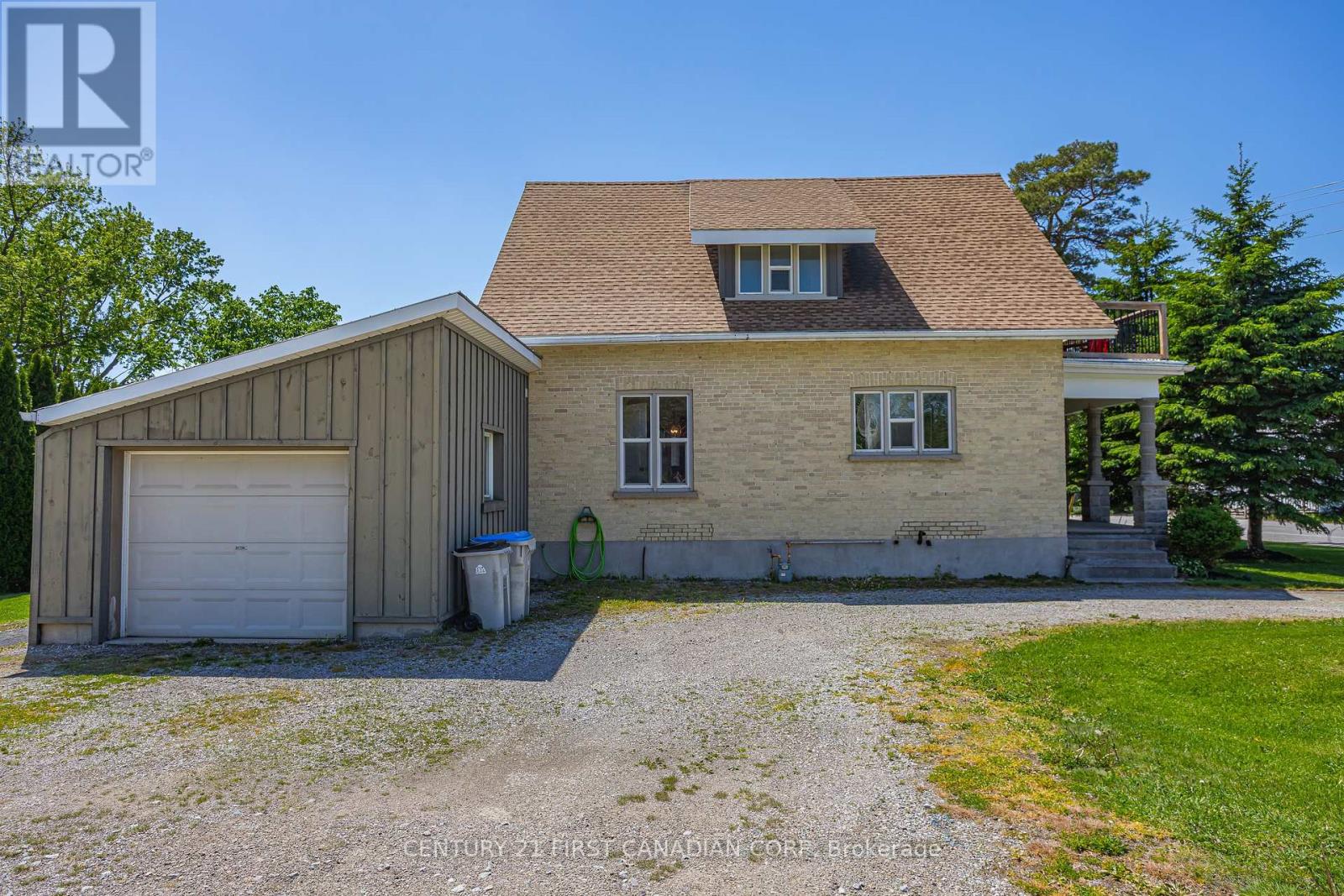 3199 Mount Carmel Drive, North Middlesex (Mount Carmel), Ontario  N0M 1N0 - Photo 3 - X12160100