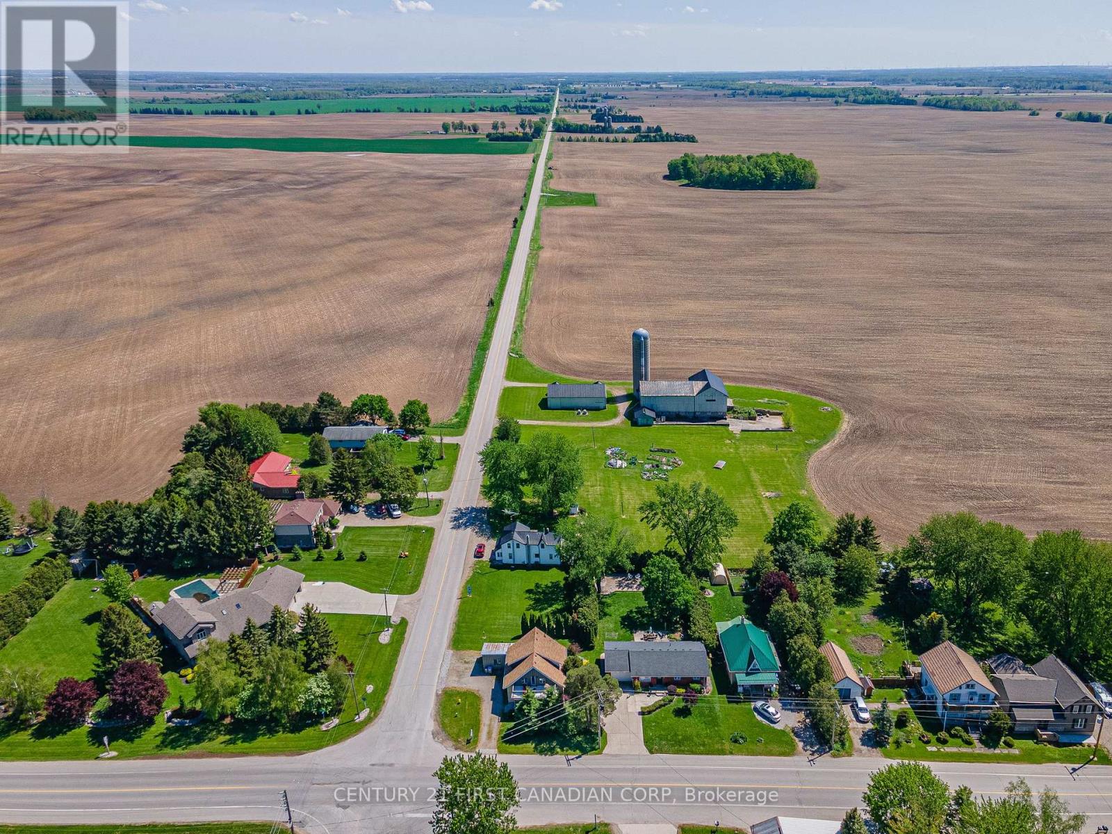 3199 Mount Carmel Drive, North Middlesex (Mount Carmel), Ontario  N0M 1N0 - Photo 44 - X12160100