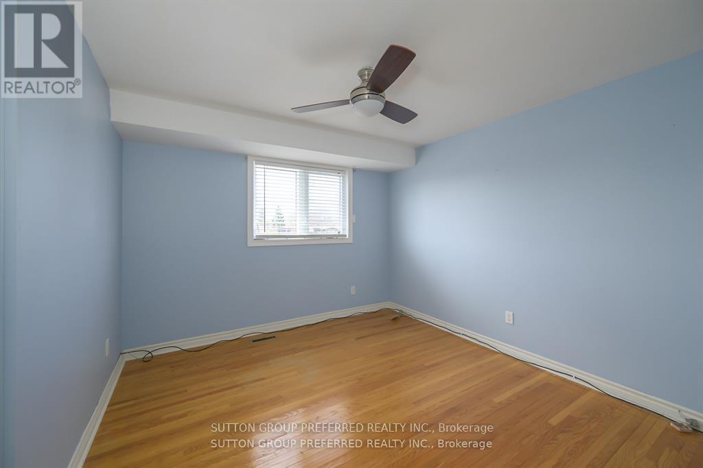 Photo 19 of 46 for 144 Meridene Crescent W