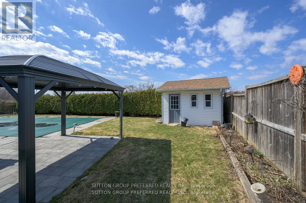 Photo 36 of 46 for 144 Meridene Crescent W