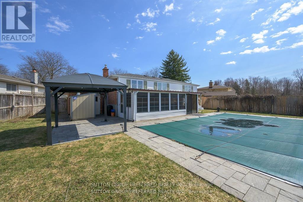 Photo 39 of 46 for 144 Meridene Crescent W