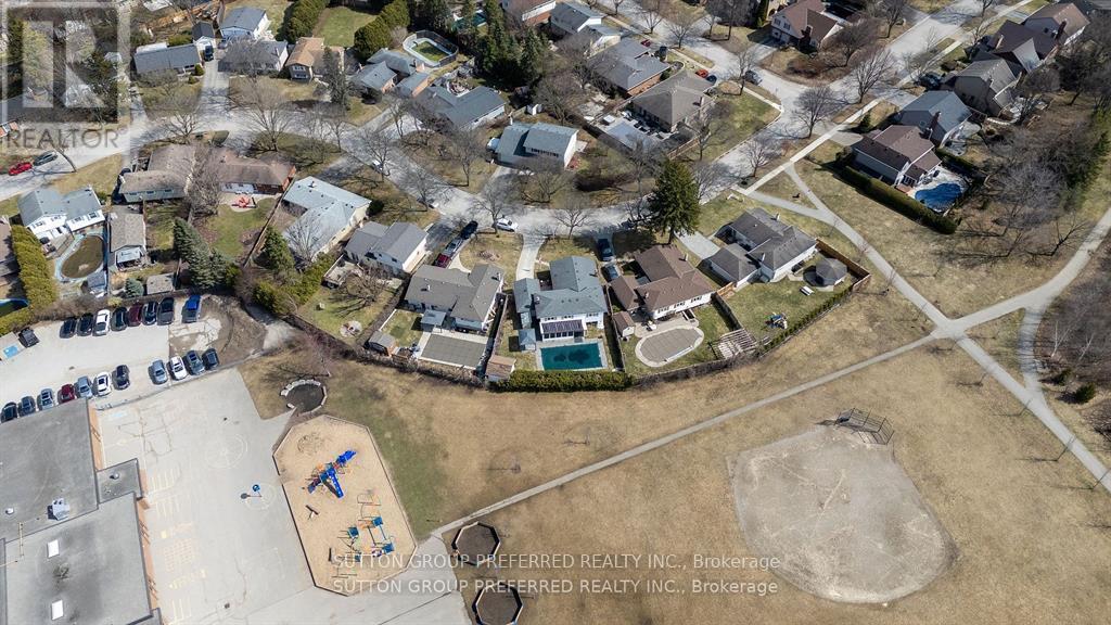 Photo 41 of 46 for 144 Meridene Crescent W
