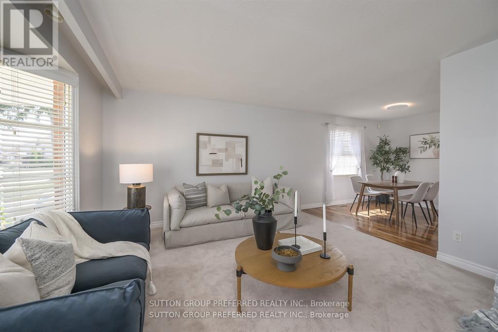 Photo 7 of 46 for 144 Meridene Crescent W