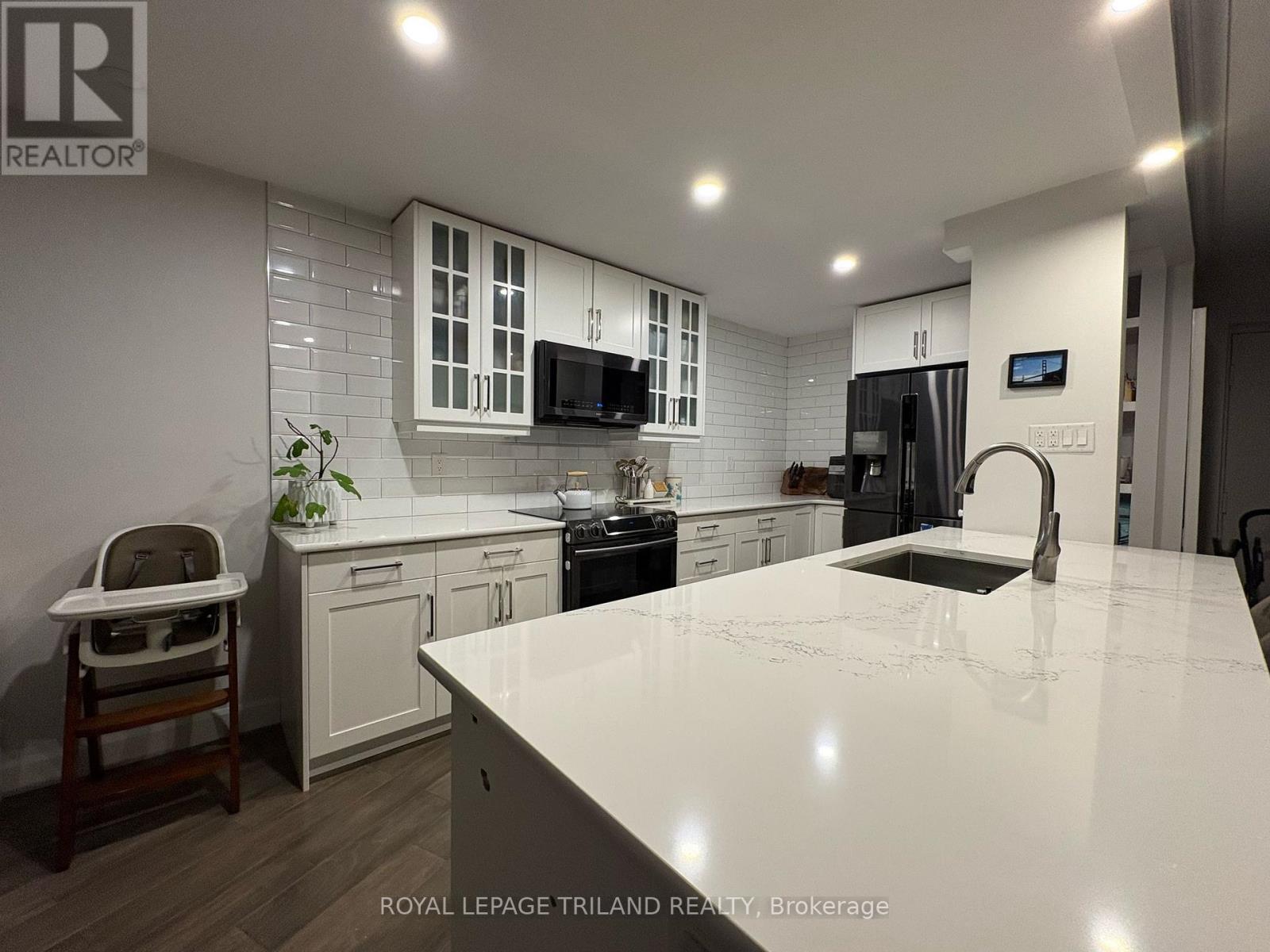 803 - 500 Talbot Street, London East, Ontario  N6A 2S3 - Photo 8 - X12160515