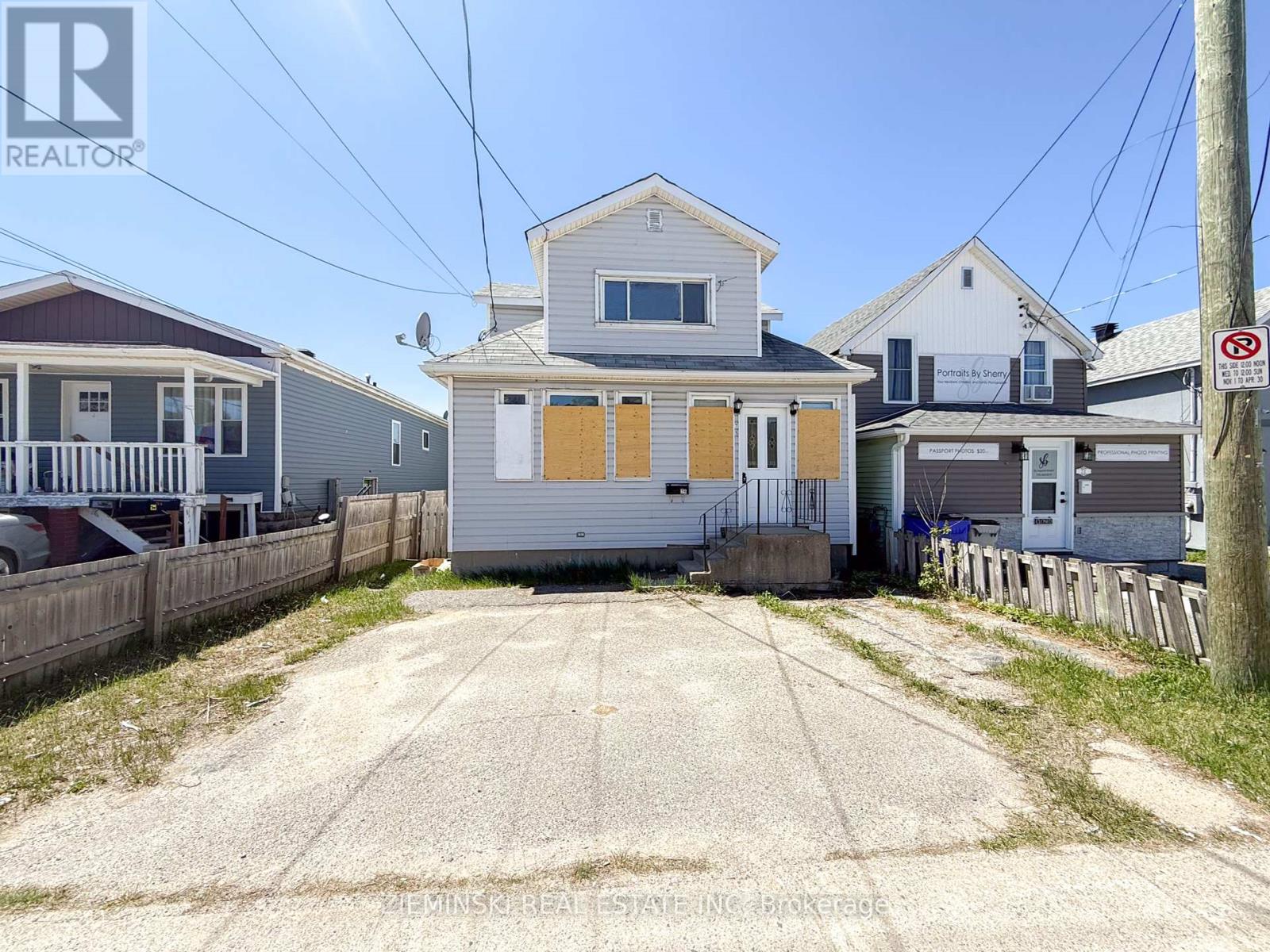 75 ELM STREET S, timmins (ts - se), Ontario