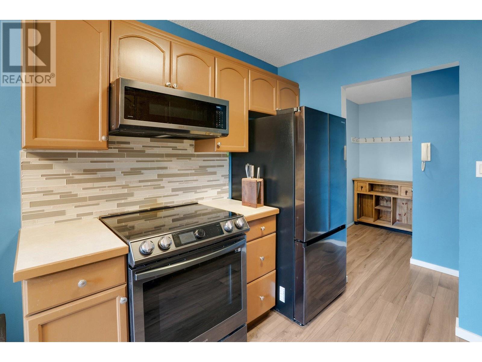 Property at 150 Scarboro Road Unit# 202 image 4