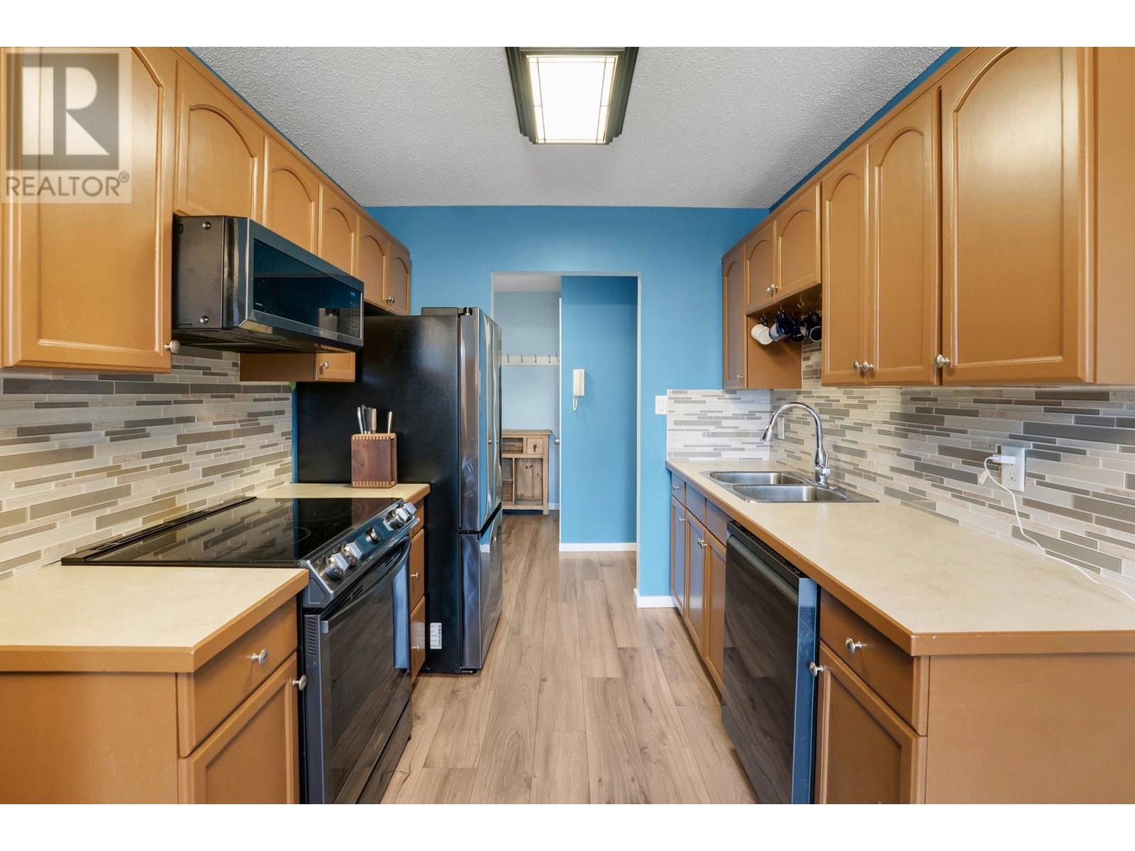 Property at 150 Scarboro Road Unit# 202 image 1