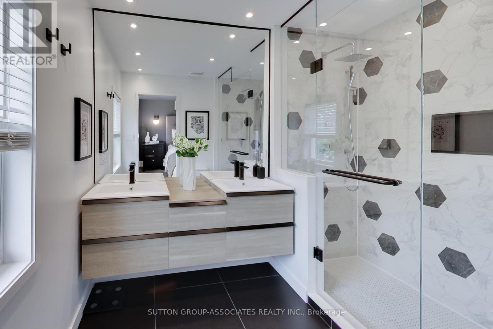 312 Glenholme Avenue, Toronto, Ontario  M6E 3C8 - Photo 21 - C12159894