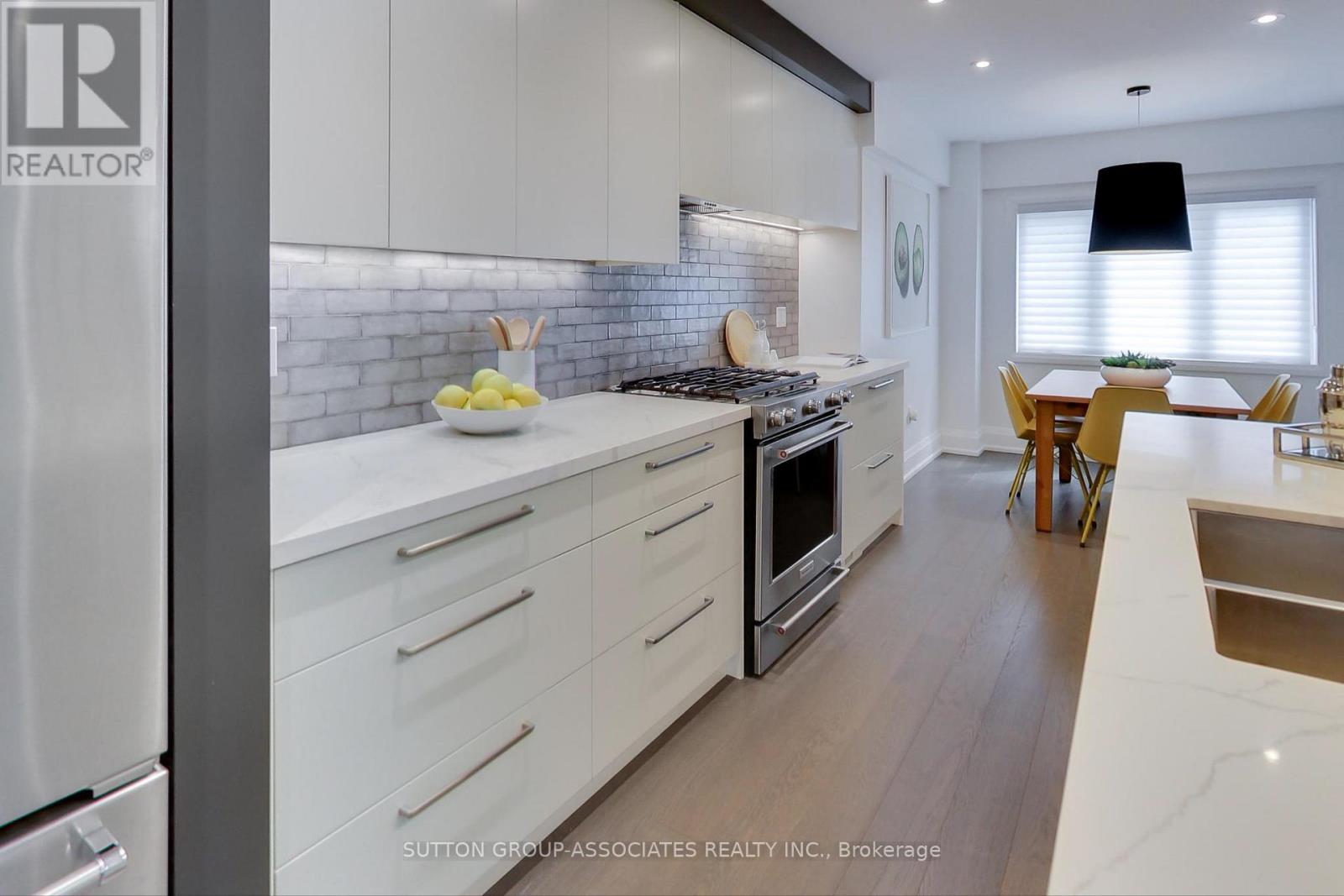 312 Glenholme Avenue, Toronto, Ontario  M6E 3C8 - Photo 9 - C12159894