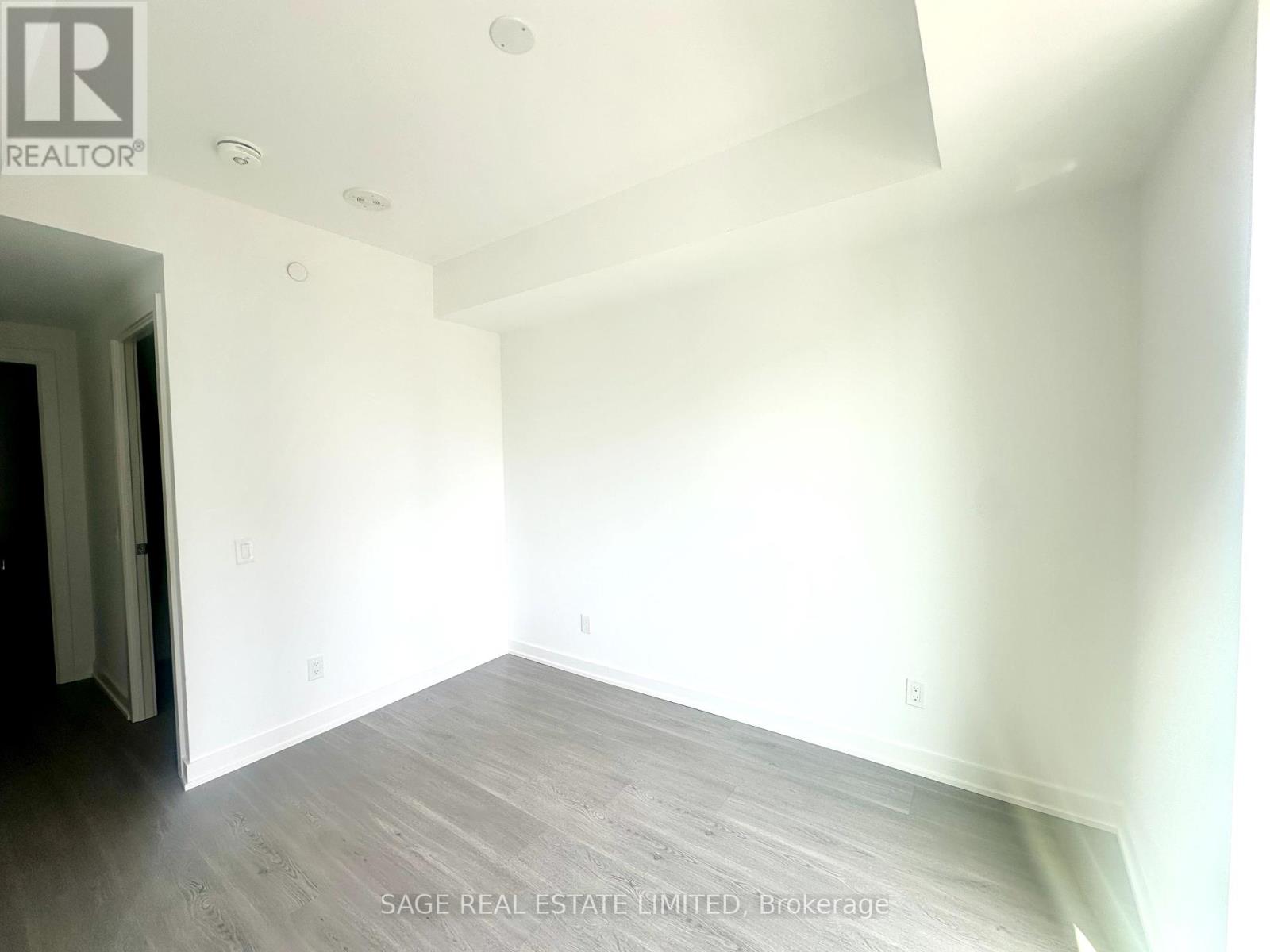 807 - 8 Wellesley Street, Toronto, Ontario  M4Y 3B2 - Photo 8 - C12159902