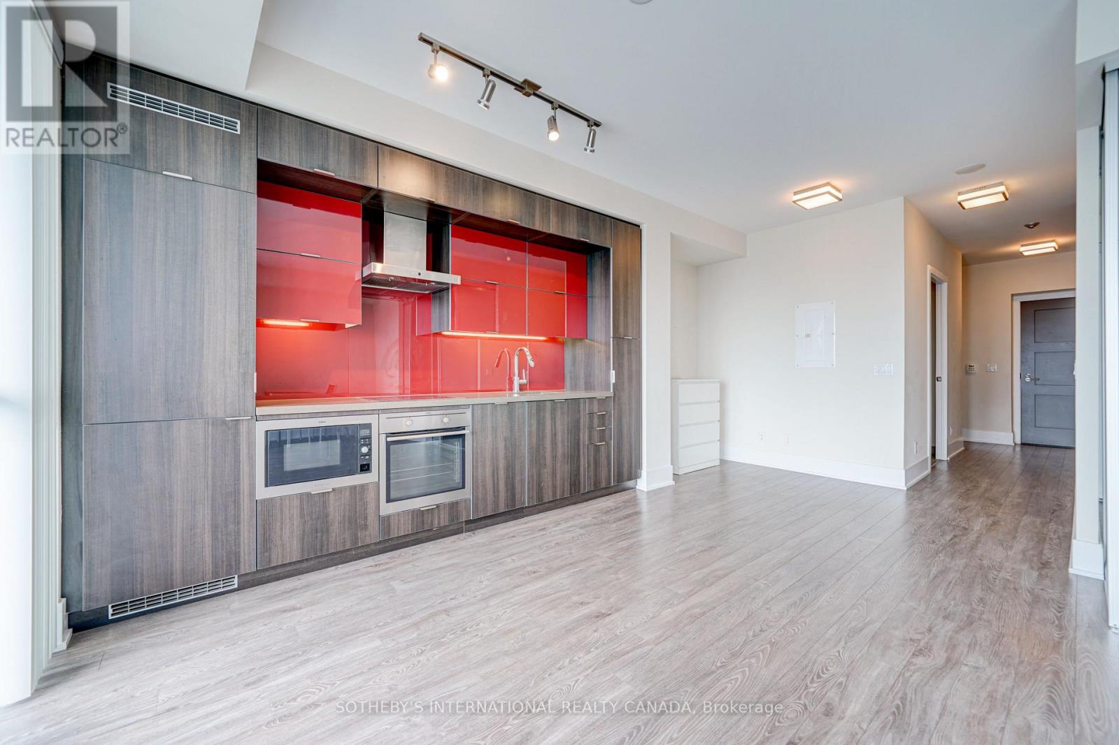 3703 - 300 Front Street W, Toronto (Waterfront Communities), Ontario  M5V 0E9 - Photo 5 - C12160037