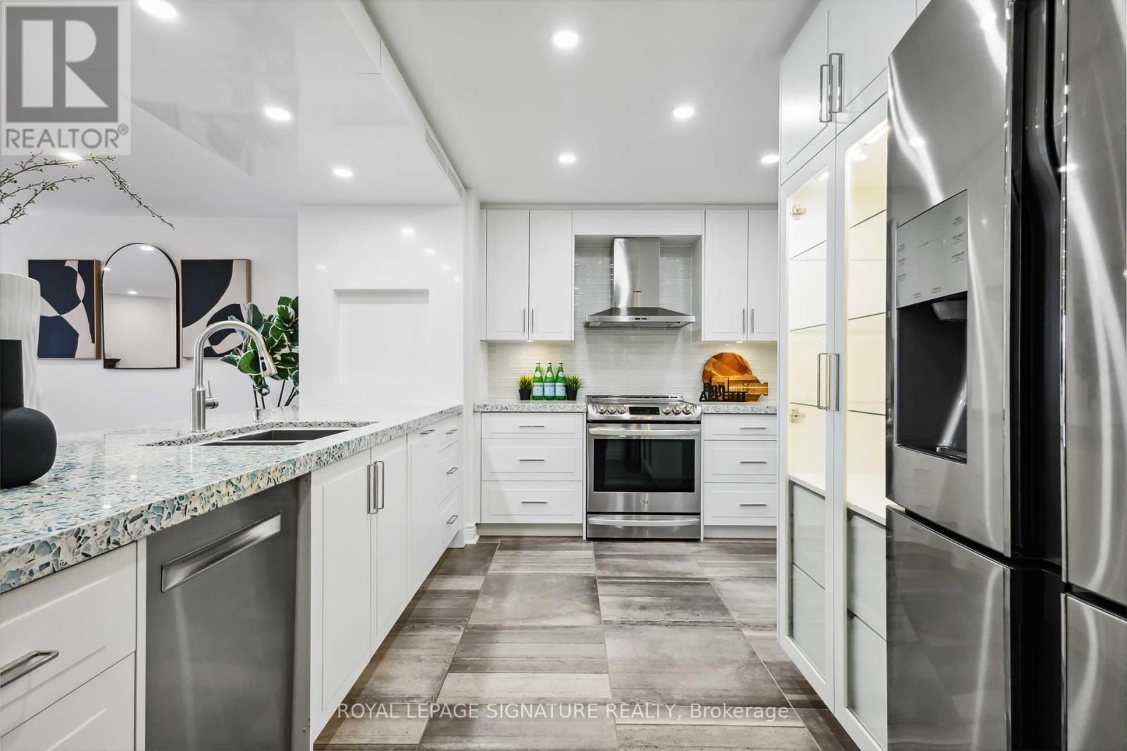 703 - 160 Frederick Street, Toronto, Ontario  M5A 4H9 - Photo 4 - C12160054