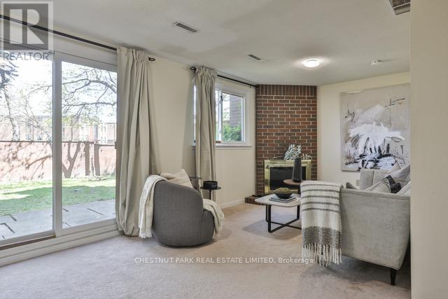 84 Flaming Roseway, Toronto (Willowdale East), Ontario  M5N 5W8 - Photo 21 - C12160104