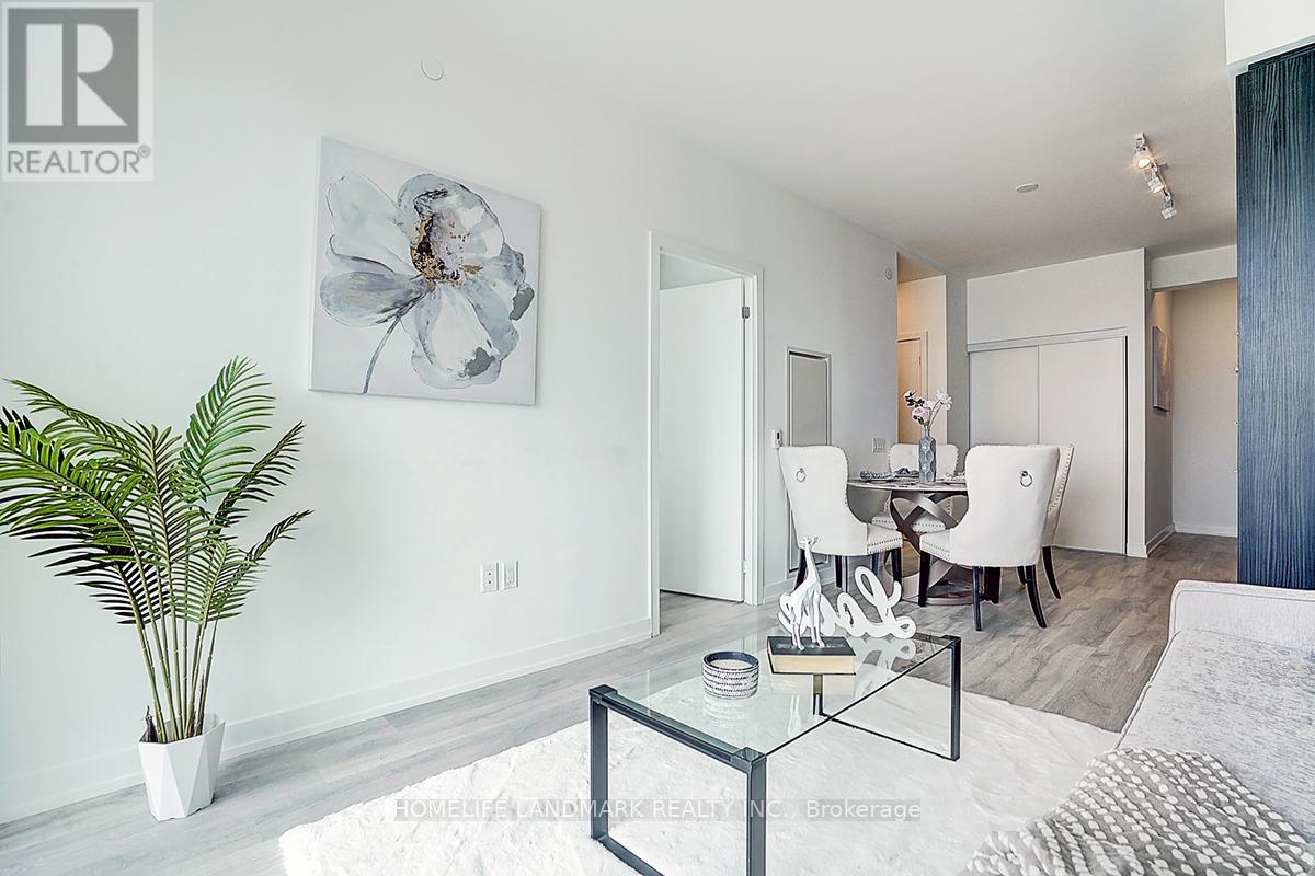 S2409 - 8 Olympic Gdn Drive, Toronto, Ontario  M2M 0B9 - Photo 32 - C12160152