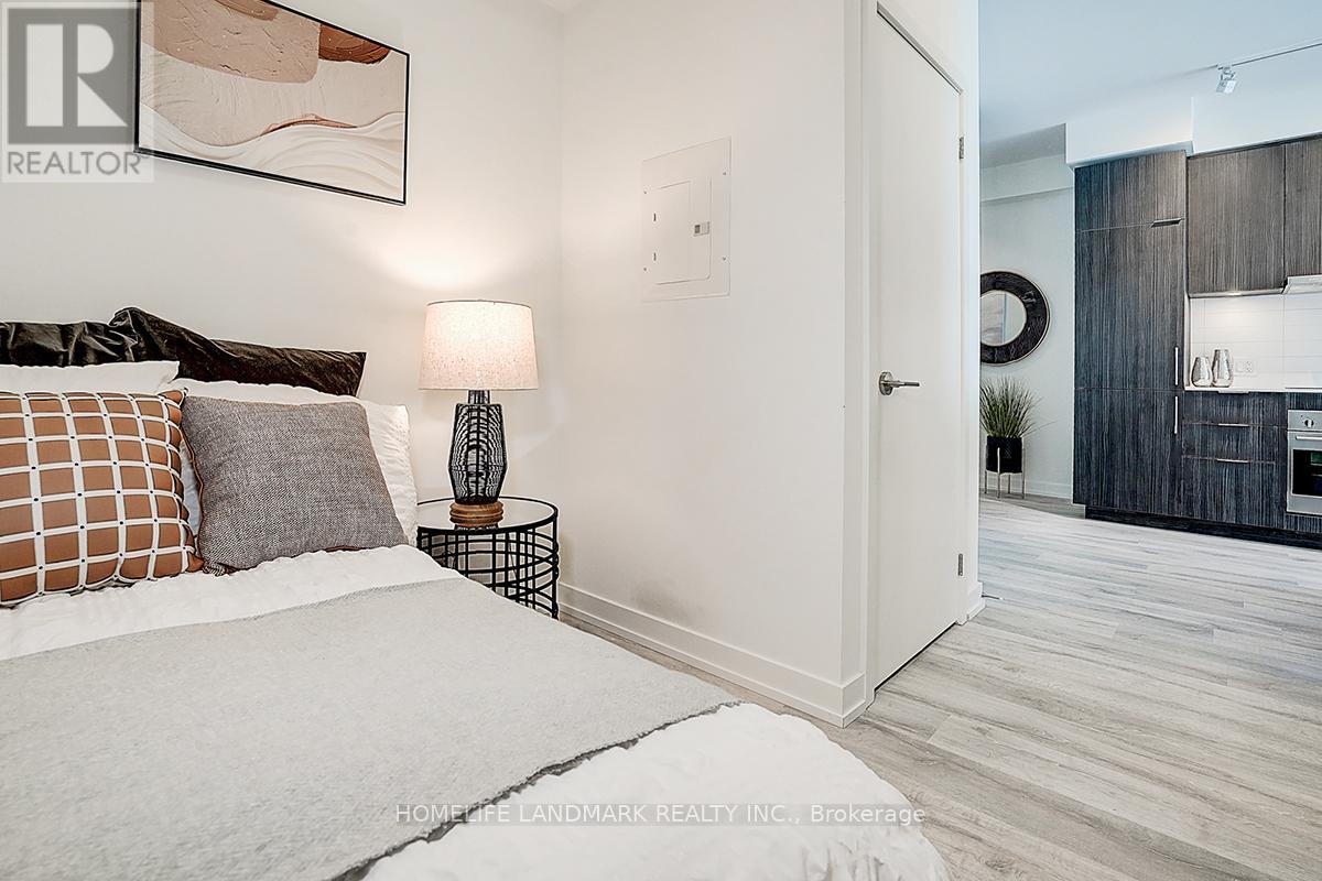 S2409 - 8 Olympic Gdn Drive, Toronto, Ontario  M2M 0B9 - Photo 39 - C12160152