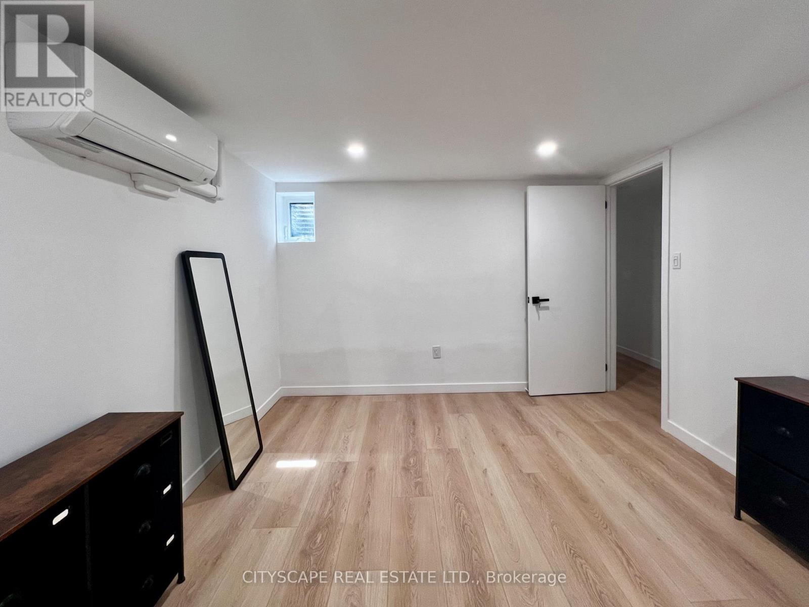 194 Manning Avenue, Toronto, Ontario  M6J 2K5 - Photo 25 - C12160185